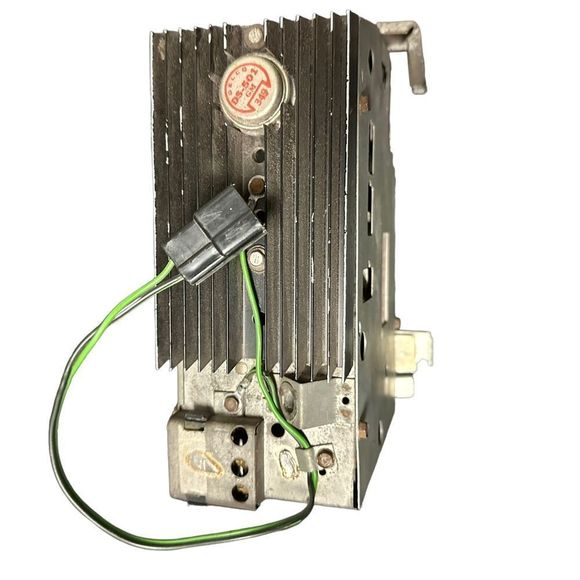 C2, (1963( Corvette radio, ( original( Am/FM - Picture 3 of 4